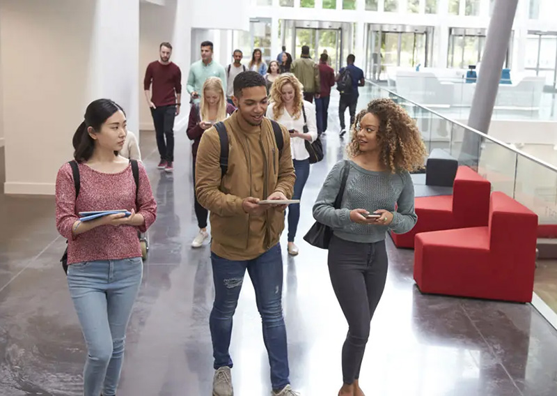 Onderwijstalent bereiken in een krappe markt: jobmarketing voor werkenbijhogescholen.nl